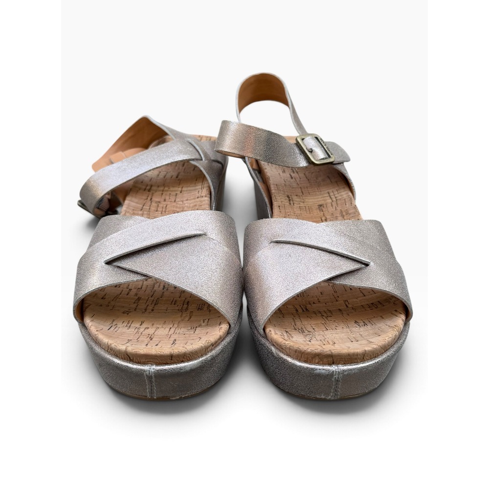 Kork-Ease Ava 2.0 Platform Wedge Sandal Womens 9 Champagne Gold Metallic Leather - Picture 10 of 12